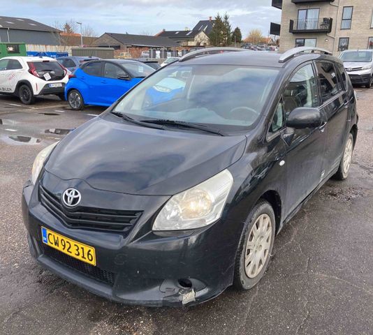 Toyota Verso Life