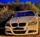 BMW 335xDrive/M-Paket/ Top Ausstattung  - BMW 3er Reihe aus 2011: Kombi