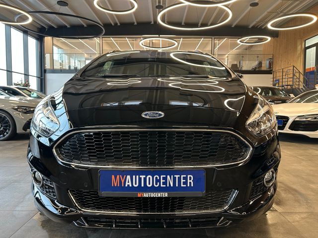 MYAUTOCENTER – Gebraucht- und Jahreswagen mit Werkstattservice in Pfaffenhofen Ford S-Max ST-Line *2. Hand*AHK*Klima*Navi*7-Sitzer*