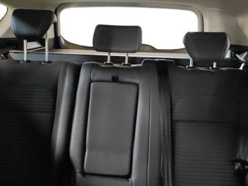 Ford Kuga - 11
