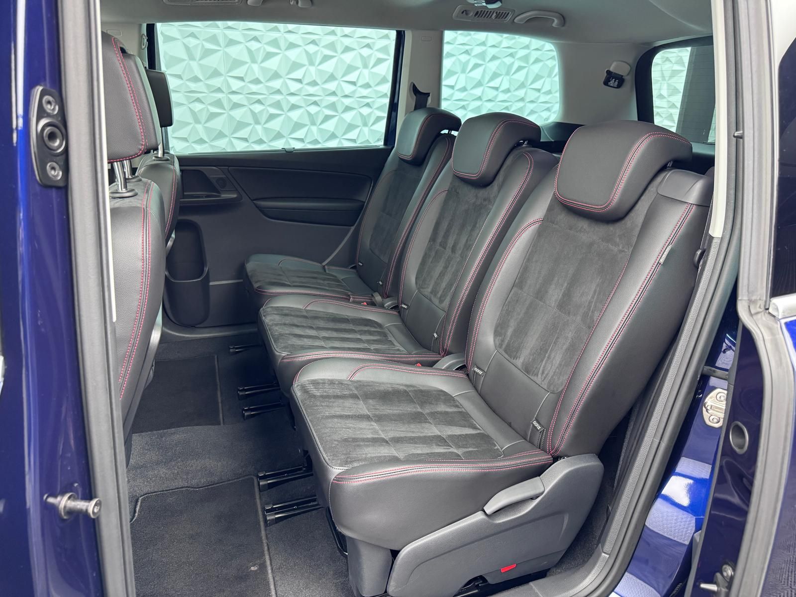 Fahrzeugabbildung SEAT 2.0 TDI FR-LINE/7-SITZE/PANO/AHK/STDHZ/MRY/E-TÜR