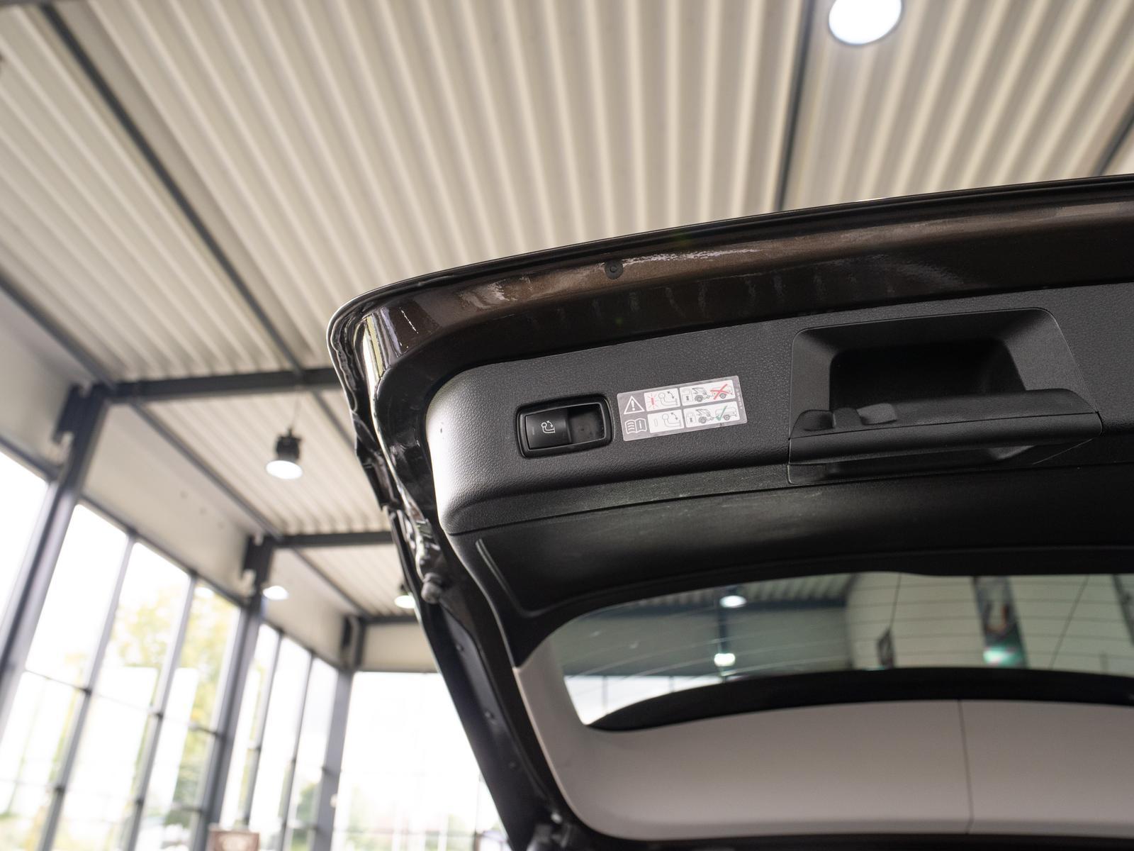 Mercedes-Benz ML 350 4 Matic *AHK*R-KAMERA*MEMORY*LEDER*