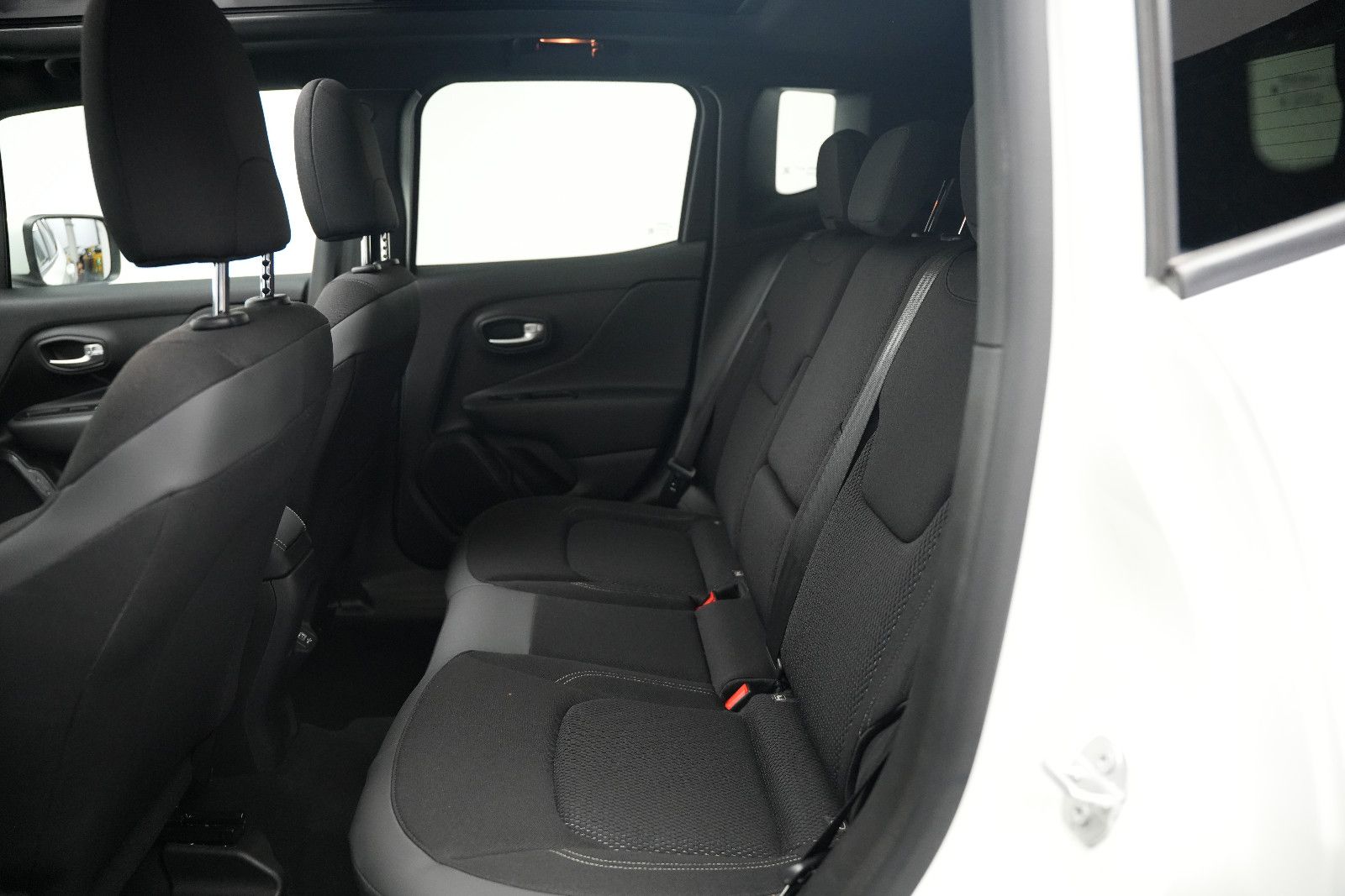 Fahrzeugabbildung Jeep Renegade S Plug-In-Hybrid 4xe *Panorama*Navi*SHZ
