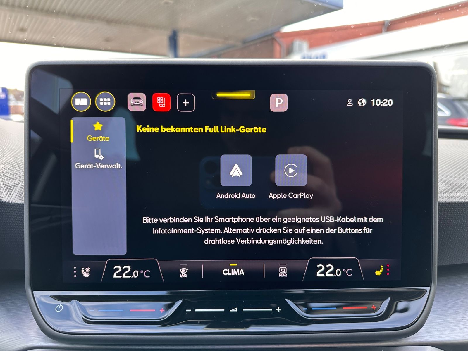 Fahrzeugabbildung SEAT Leon ST 1.5 eTSI FR DSG LED/GRA/SHZ/Kamera/APP