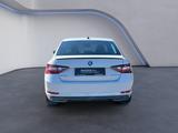 Skoda Superb 2.0TDI AMBITION DSG AHK+Navi+PDC+Sitzhzg. - Skoda Superb Gebrauchtwagen in Magdeburg