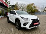 Lexus NX 300H Leder AHK Panorama HUD - Lexus NX 300: H