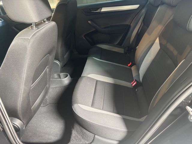 Rapid Spaceback Ambition 1.0 TSI