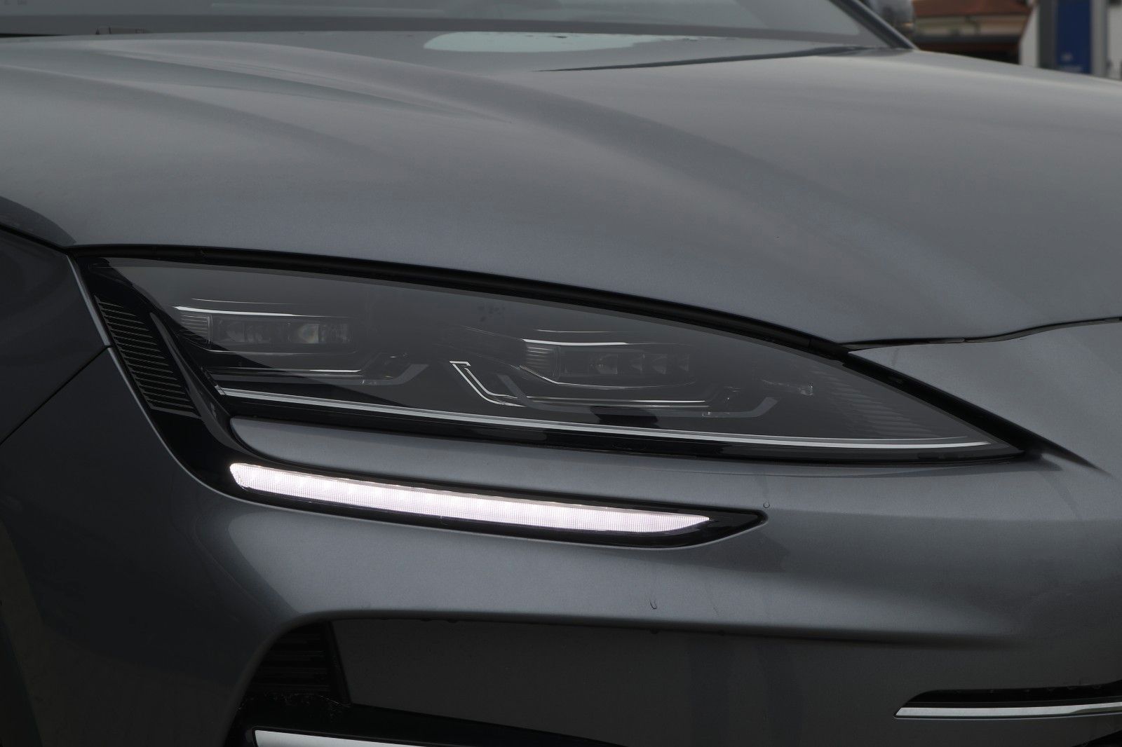 BYD SEAL U