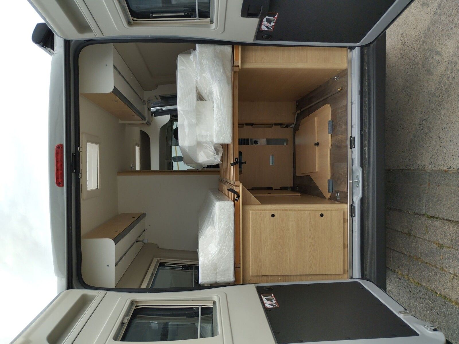 Fahrzeugabbildung Sunlight Adventure Cliff 602 Combi4D,Rahmenf.,Alu,Autom.