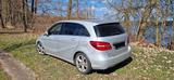 Mercedes-Benz B 200 D Urban 7G LED Distro Standh Pano AHK  Nav - Mercedes-Benz B 200 von privat