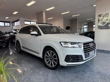 Audi Q7 - 3
