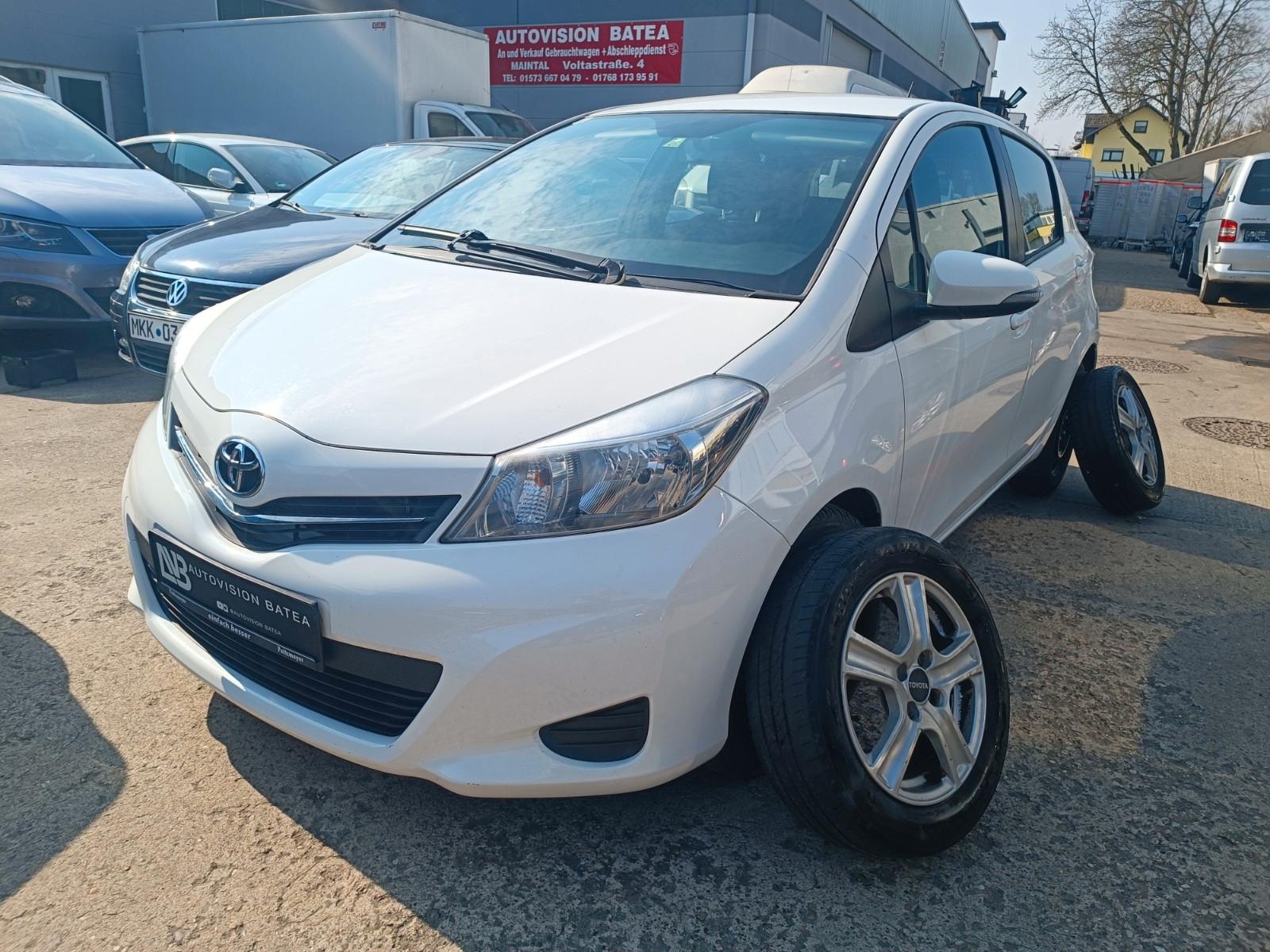 Toyota Yaris 1,4-l-D-4D,NAVI,KLIMA,KAMERA,ALUFELGEN+WR