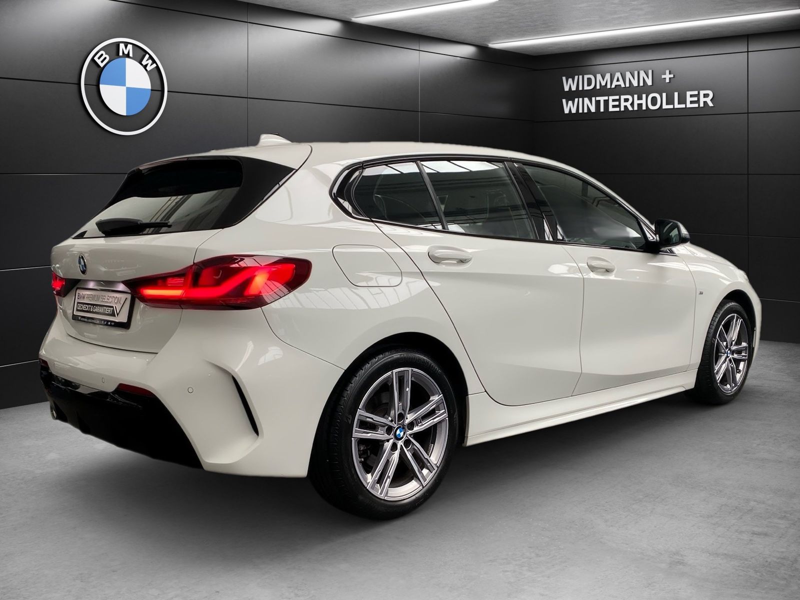 BMW 118i M Sport Aut. LC Prof. LED M Sportlenk foto 5