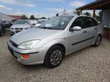 Ford Focus 1.6 Ghia - Ford Focus aus 1999: Ghia