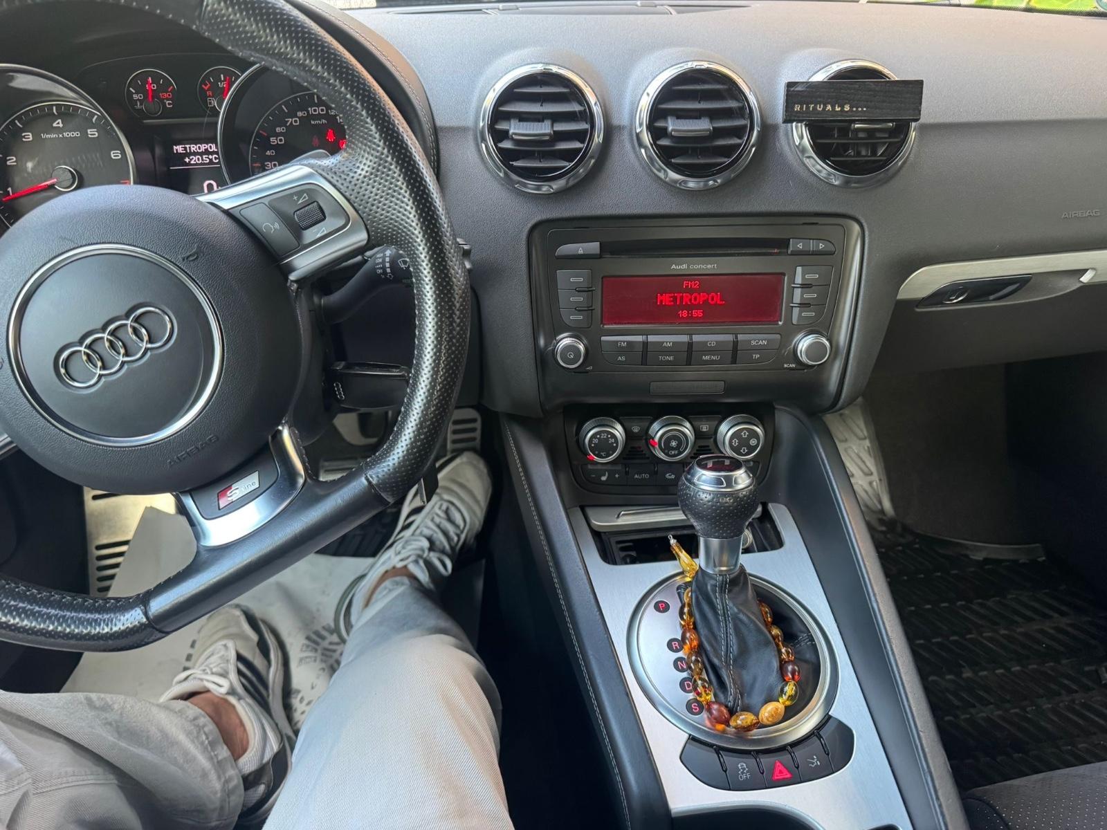 Audi TT Roadster 2.0 TFSI S-Line S-tronic -