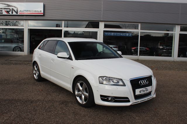 Audi A3 Sportback S line Sportpaket l 1.HAND l XENON