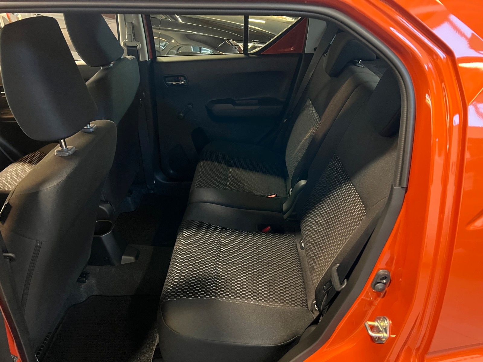 Fahrzeugabbildung Suzuki Ignis 1.2 DUALJET HYBRID Comfort
