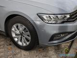 Volkswagen Passat Variant 2.0 TDI DSG AHK Navi RüKa Sitzh. - Volkswagen Passat Variant aus 2023