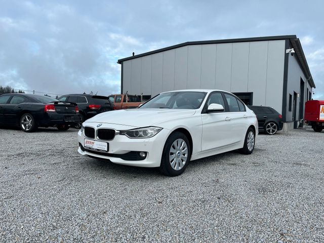 BMW 318d Limo. F30, NAVI, XENON, 6 Gang, SHZ