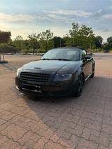 Audi TT  1.8 Turbo Cabrio, 150 PS gepflegt - Audi TT in Herne