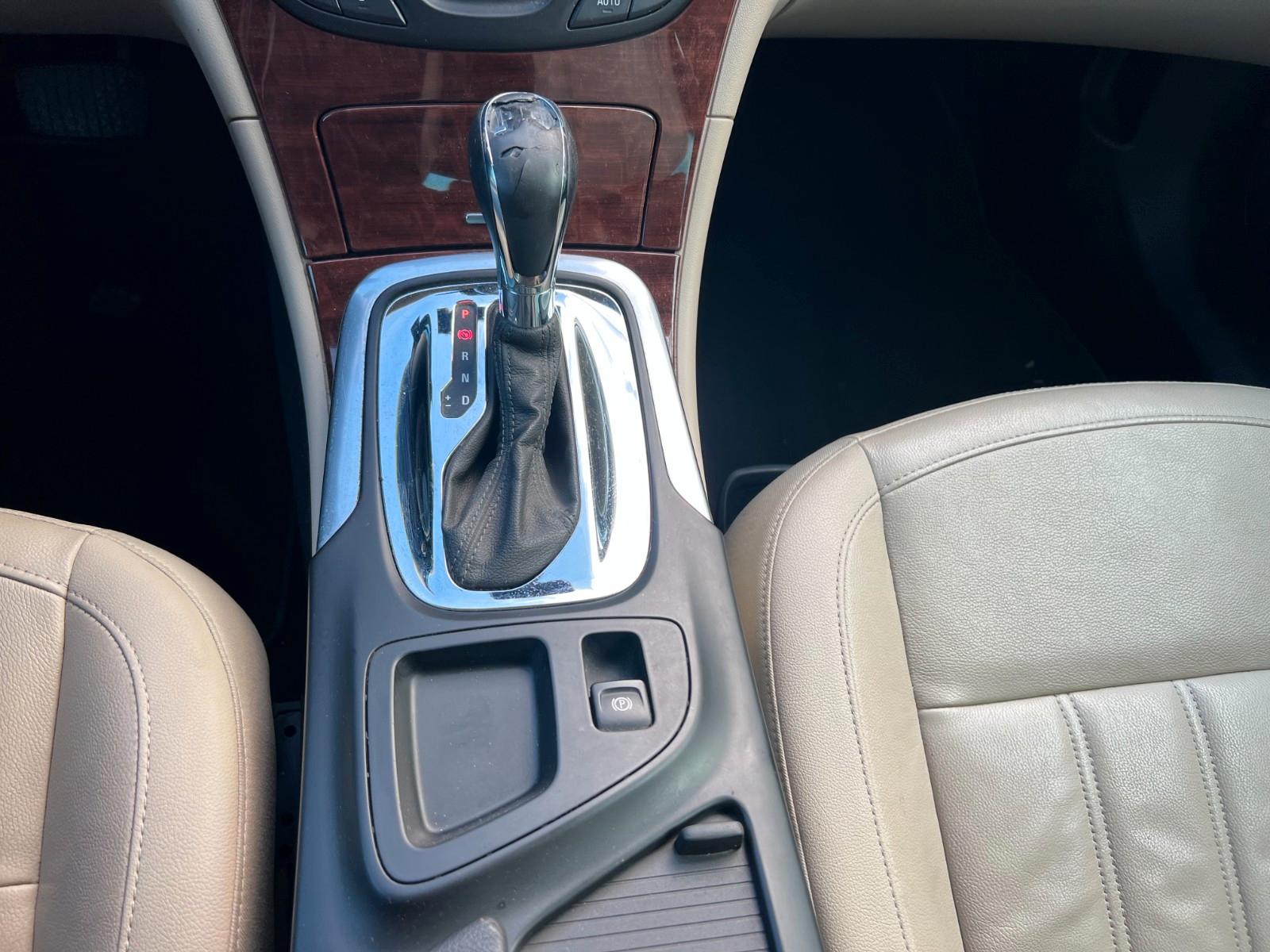 Opel Insignia A Lim Innovation 4x4 2 HAND TÜV 11/2025
