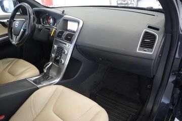 Volvo XC60 - 11