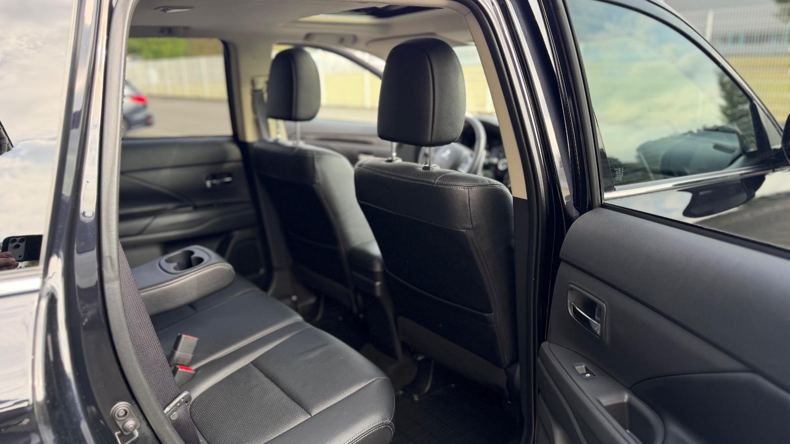 MITSUBISHI OUTLANDER - 2.2 - 150 CV  - 4WD - 7 PL - BVA