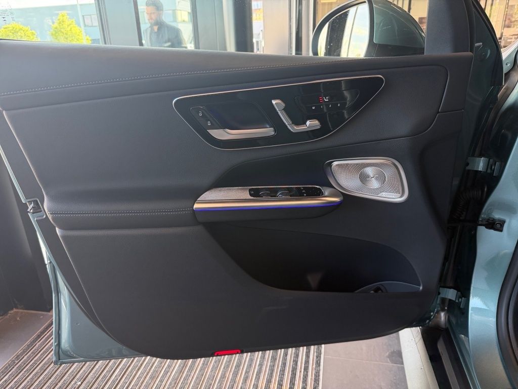 Mercedes-Benz GLC 300 de 4M AMG,LED,MBUX,MEM,BURM®3D,AHK,PANO foto 5