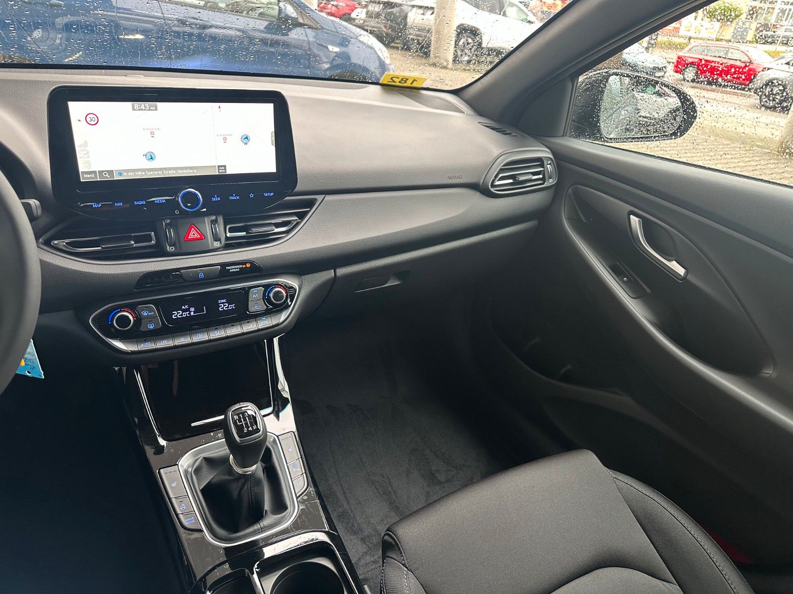 Fahrzeugabbildung Hyundai i30 ADAVANTAGE 1.5l 140PS Navi/SHZ!