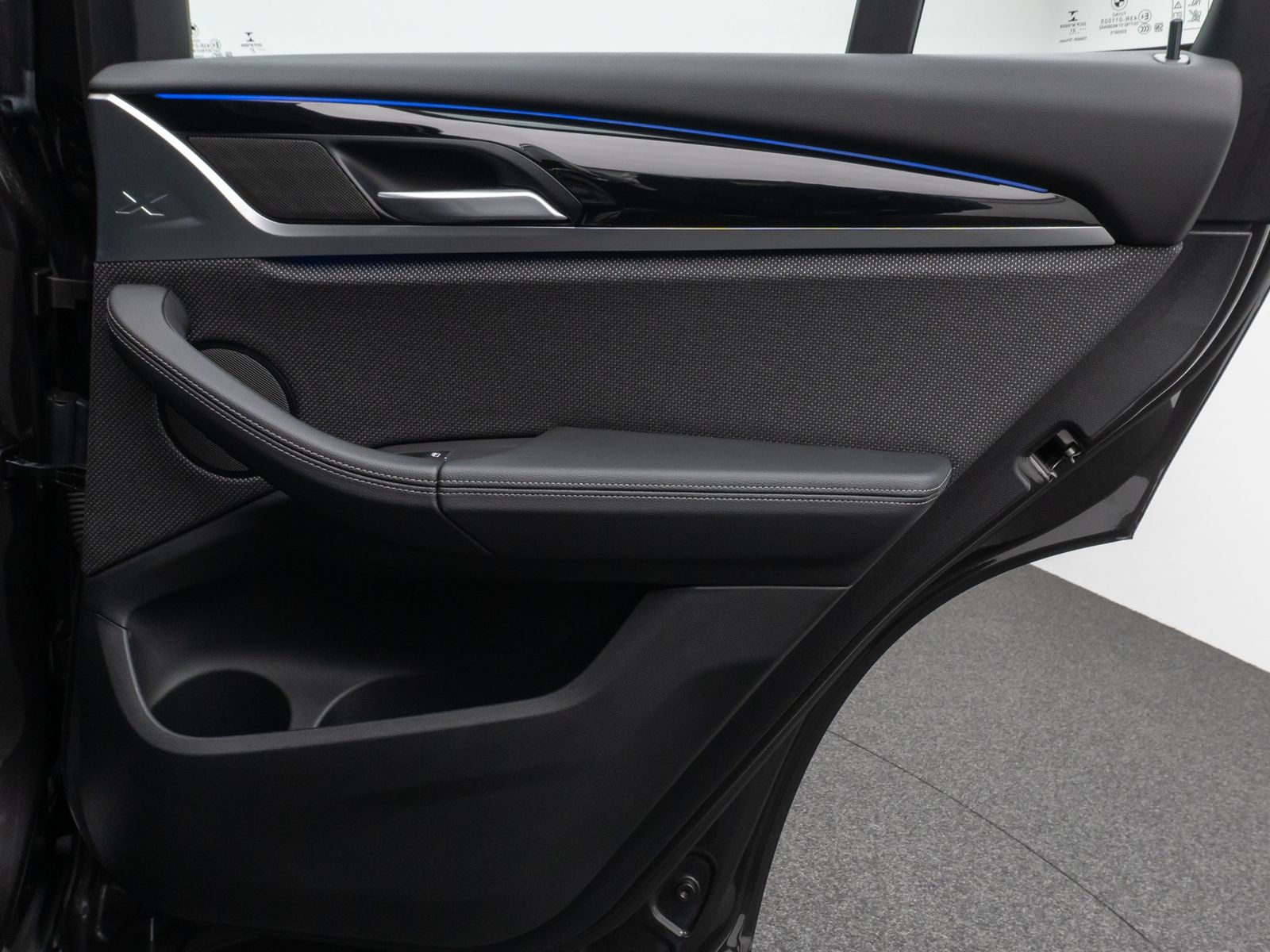 Fahrzeugabbildung BMW X3 xD20d xLine HUD DAB HiFi Lnkrhz Komfort Sport