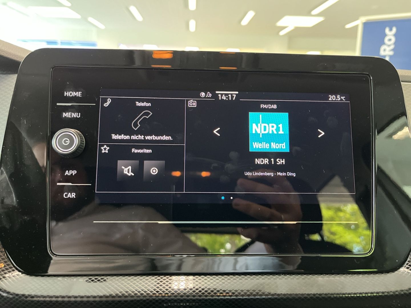 Fahrzeugabbildung Volkswagen T-Cross Life 1.0 TSI Digitales Cockpit LED ACC A
