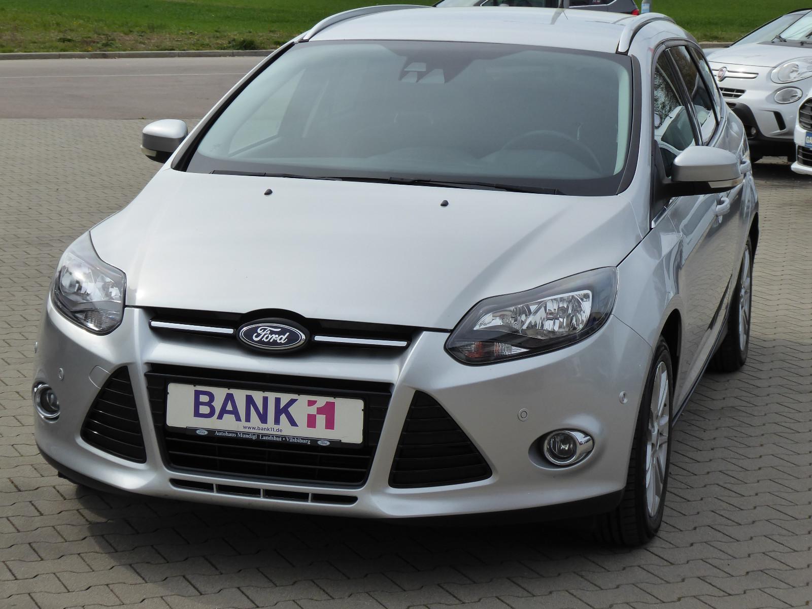 Ford Focus Turnier Titanium Leder/PDC/2.Hand