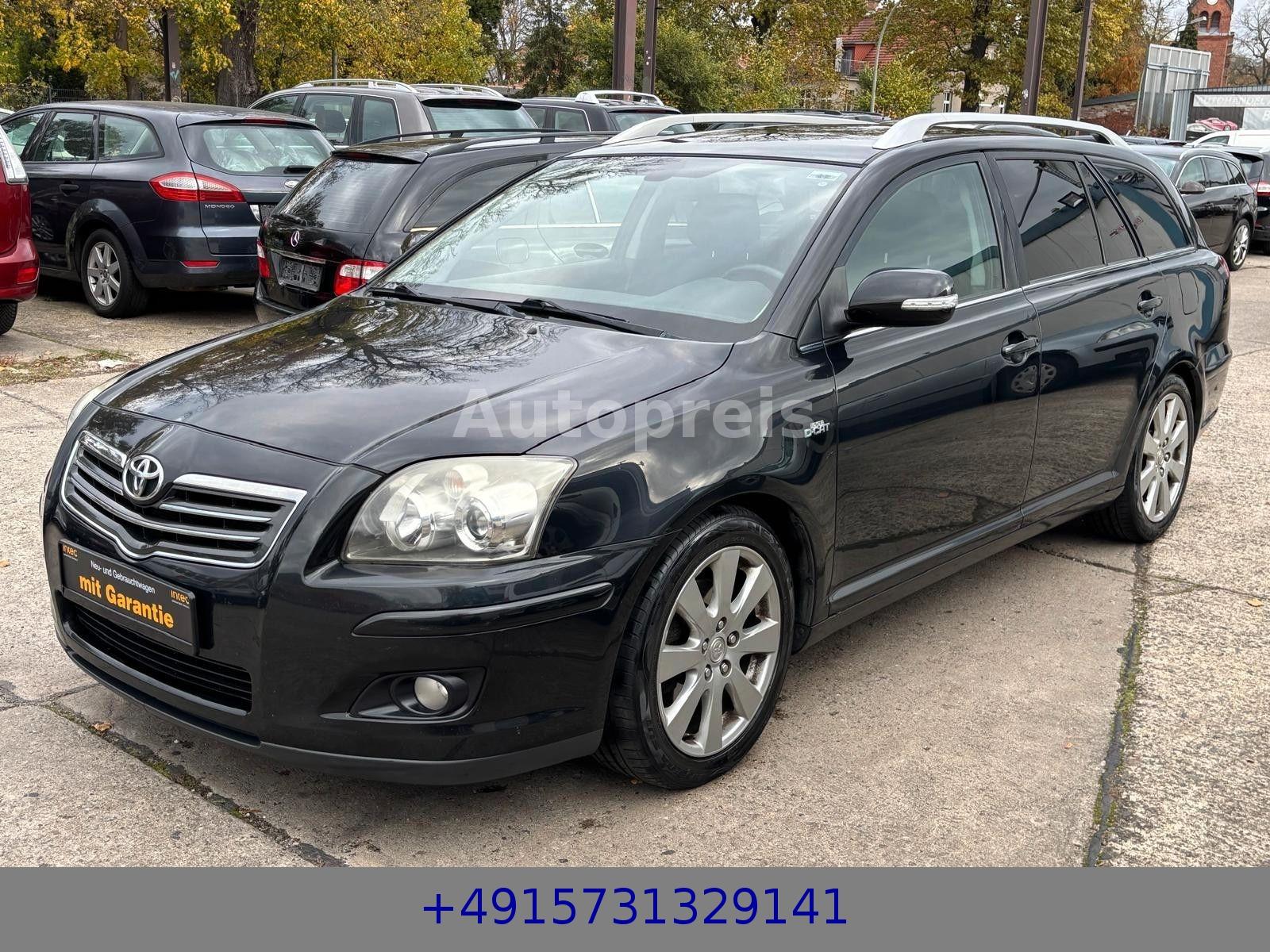 Toyota Avensis Kombi 2.2 D Klima Navi AHK PDC SHZ Tempo