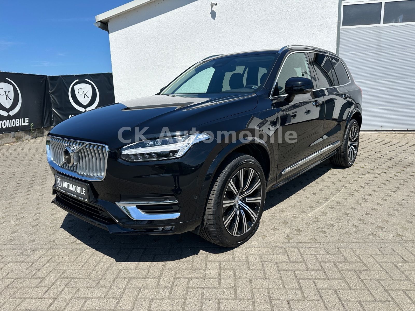 Fahrzeugabbildung Volvo XC90 B5 Plus Bright AWD 7Sitze/Navi/Pano/360°Kam