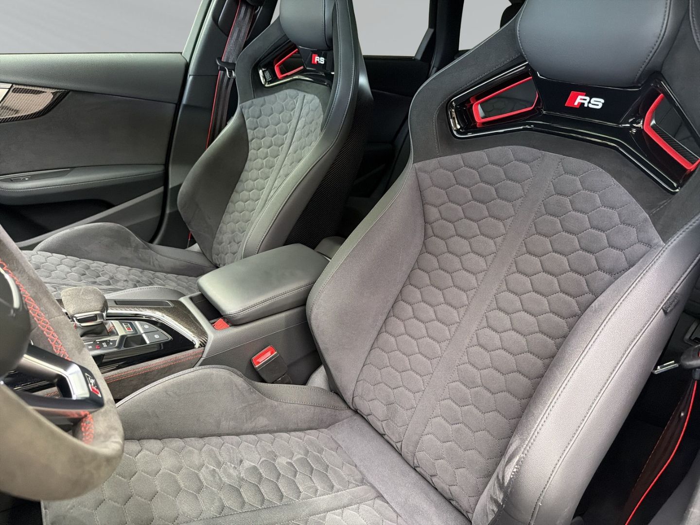 Audi RS4 Avant competition plus 360°+AHK+B&O+Carbon foto 9