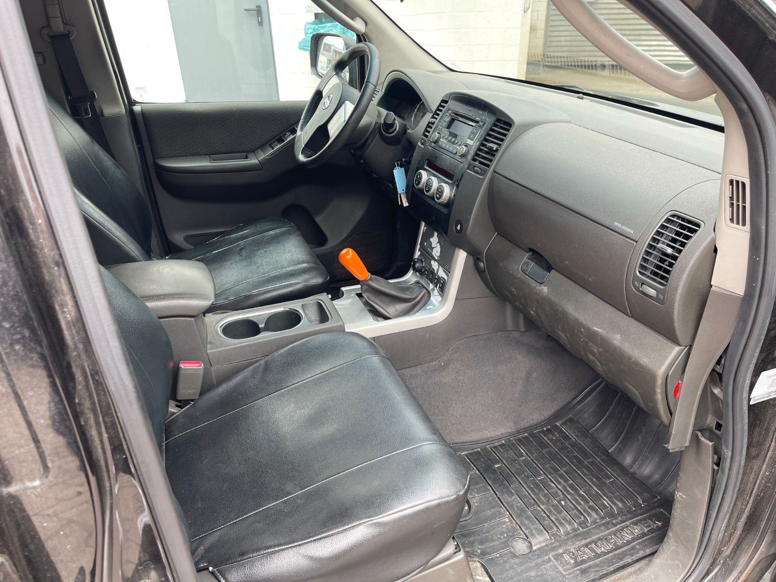 Fahrzeugabbildung Nissan Pathfinder 2.5 dCi AHK -Motorschaden-
