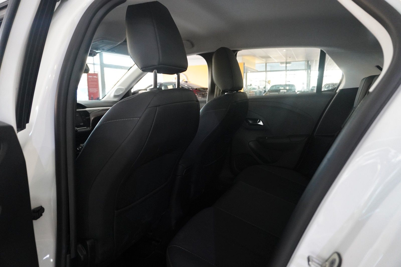 Fahrzeugabbildung Opel Corsa F 1.2 ELEGANCE NAVI/LED/SPORT/SH//VIRT/DAB