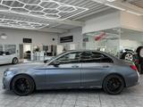 Mercedes-Benz C 63 AMG S, Performance Sitze, Burmester - Mercedes-Benz C 63 AMG mit Benzin-Antrieb