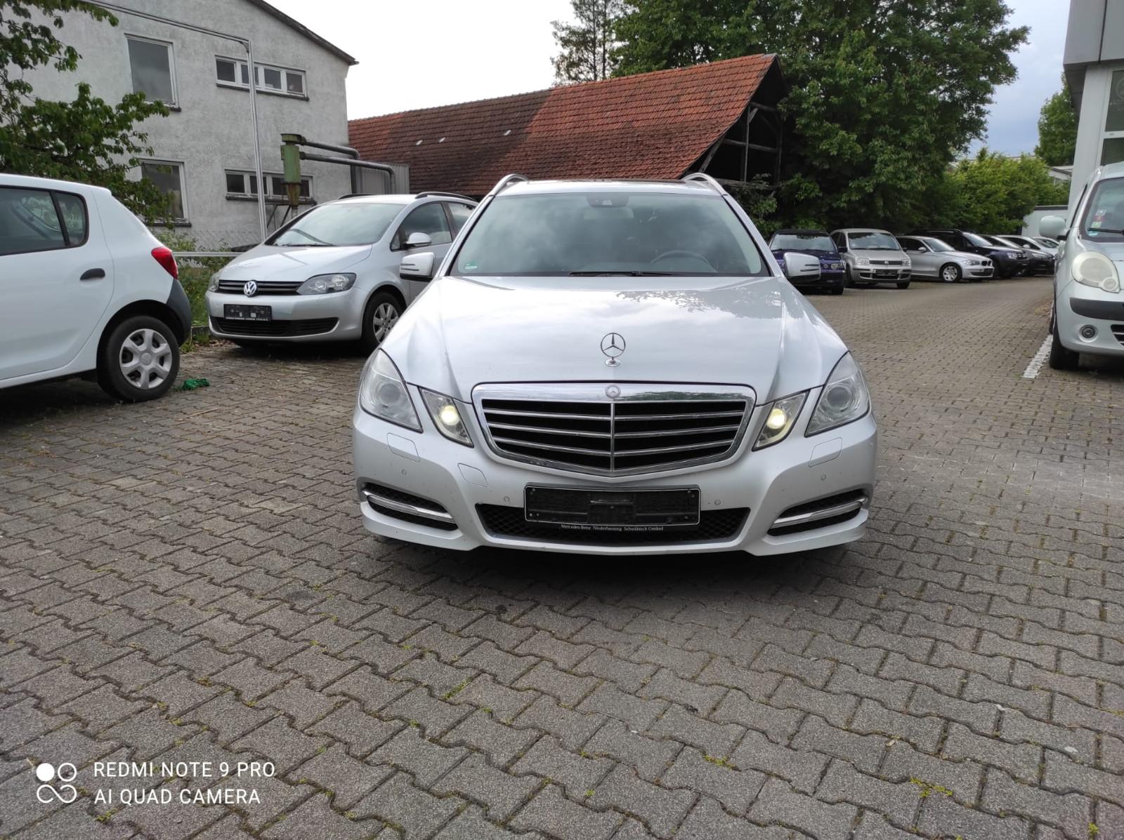 Mercedes-Benz E 220 E T-Modell E 220 CDI BlueEfficiency