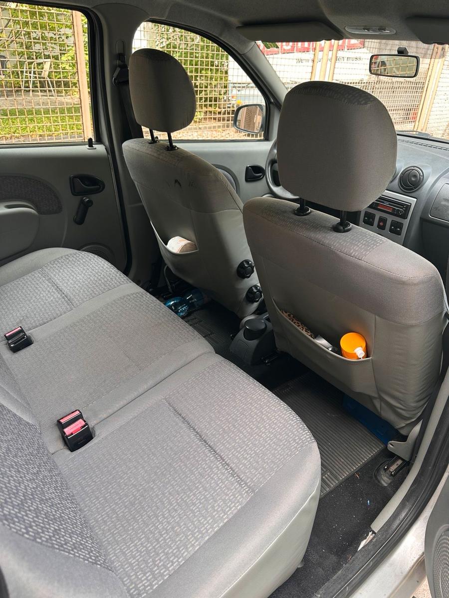 Dacia Logan 2007 — photo 13