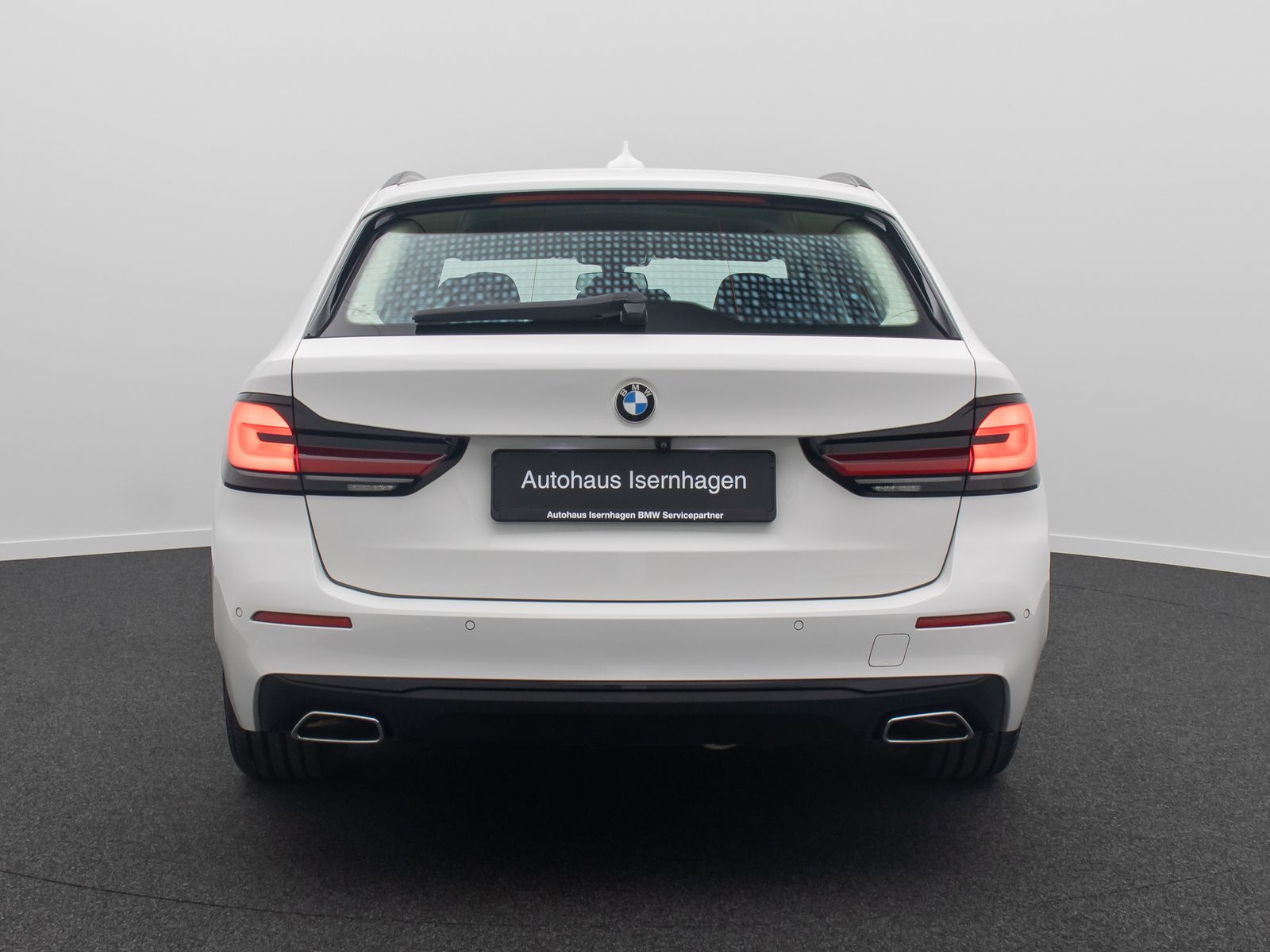 Fahrzeugabbildung BMW 520d Alarm AHK CockpitPlus Stop&go Kamera DAB