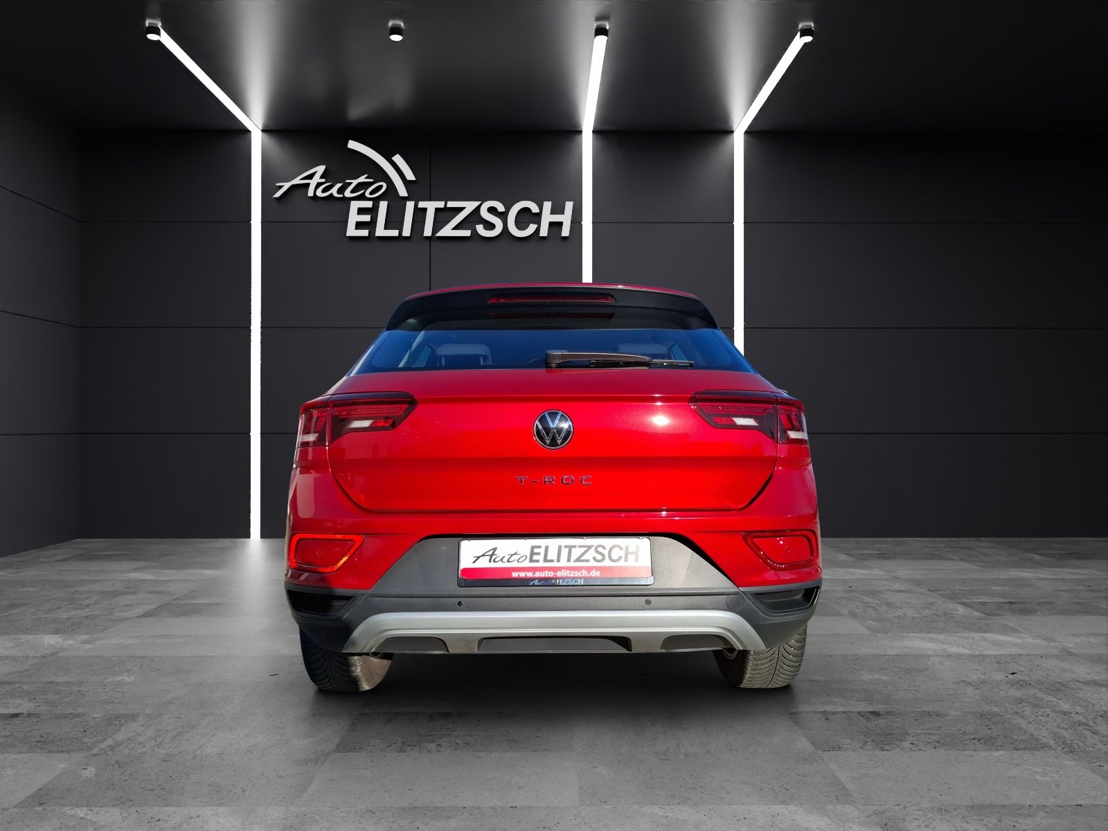 Fahrzeugabbildung Volkswagen T-Roc TSI Life LED Navi AID Park-Assoist SH