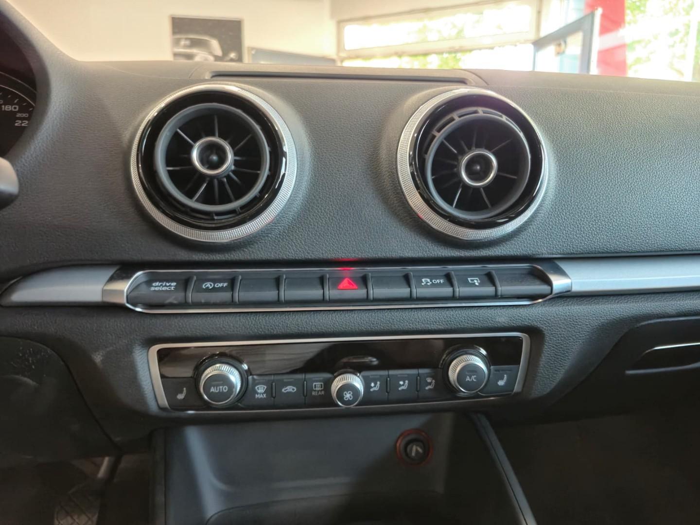 Audi A3 1.4 TFSI Sportback Ambition Panorama