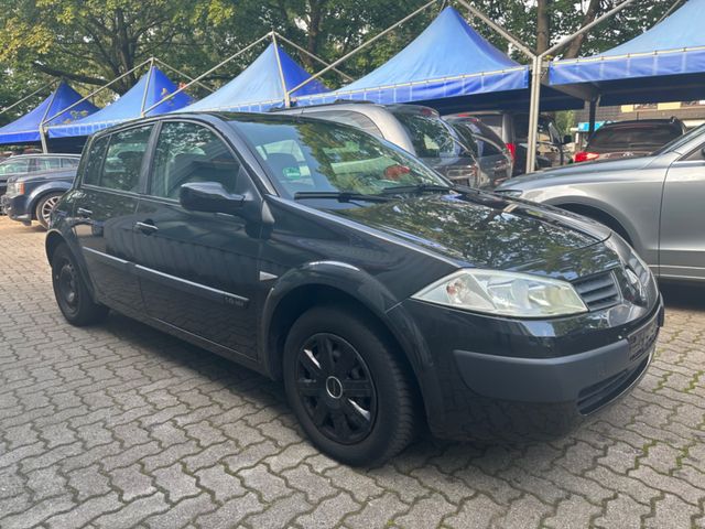 Renault Megane Authentique 1.6 16V