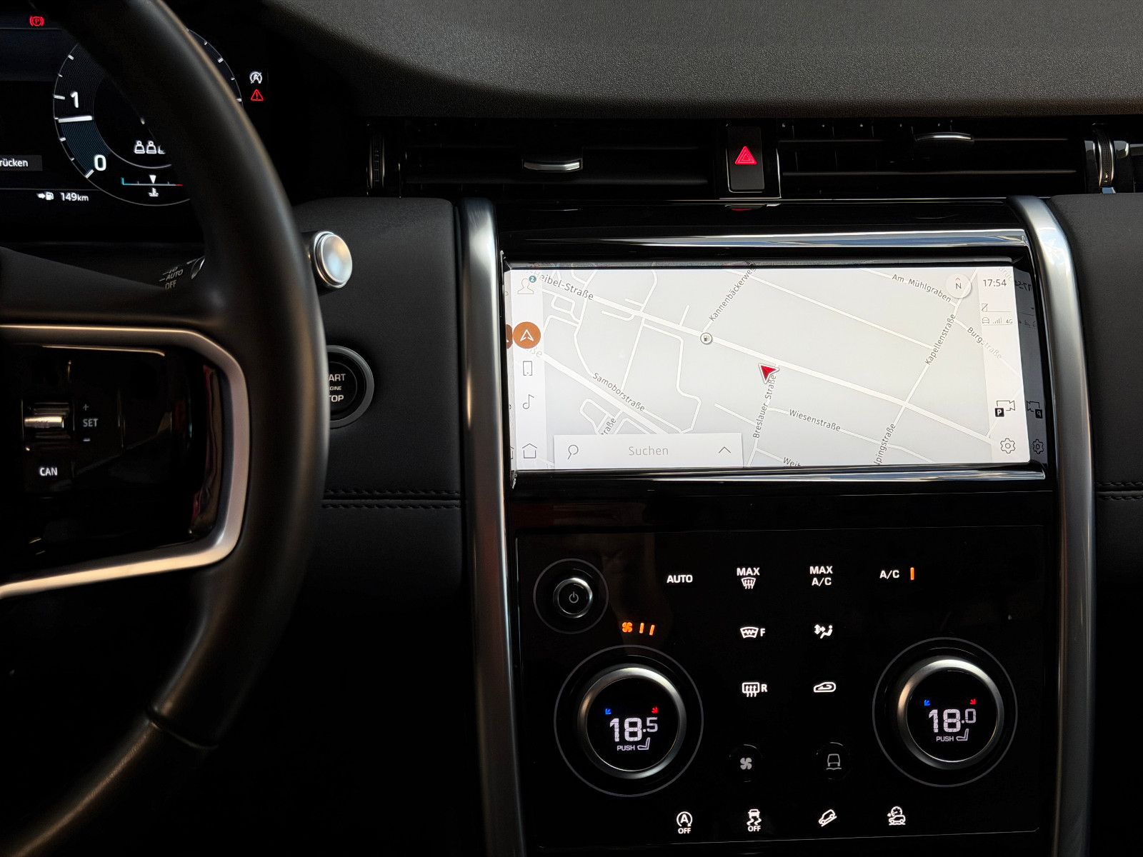 Fahrzeugabbildung Land Rover Discovery Sport SE AWD/PANO/KAMERA/LEDER/LED