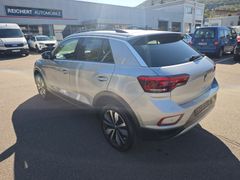 VW T-Roc Move 116 PS AHK STANDHEIZUNG