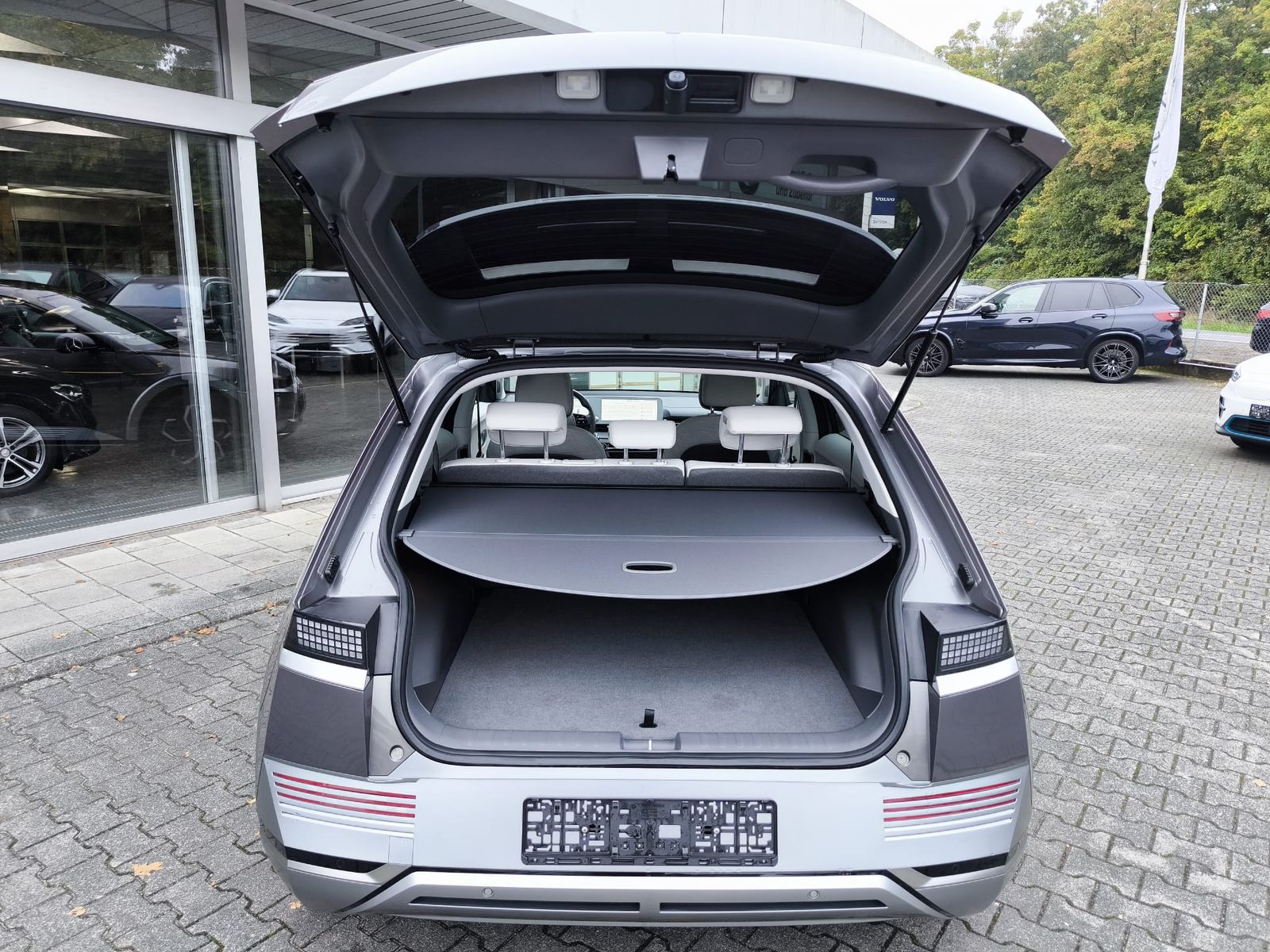 Fahrzeugabbildung Hyundai Ioniq 5 Techniq PANO+NAVI+LED+SHZ+KAMER+ACC+19"+