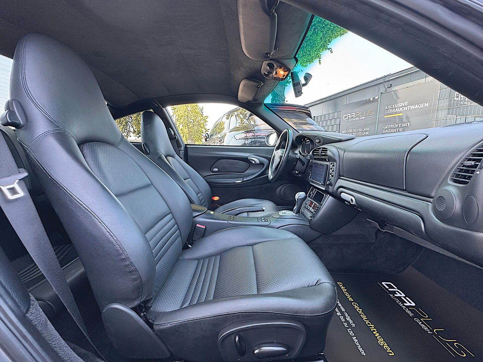 Fahrzeugabbildung Porsche 911 996.2 Carrera Coupé Automatik *Bi-Xenon*