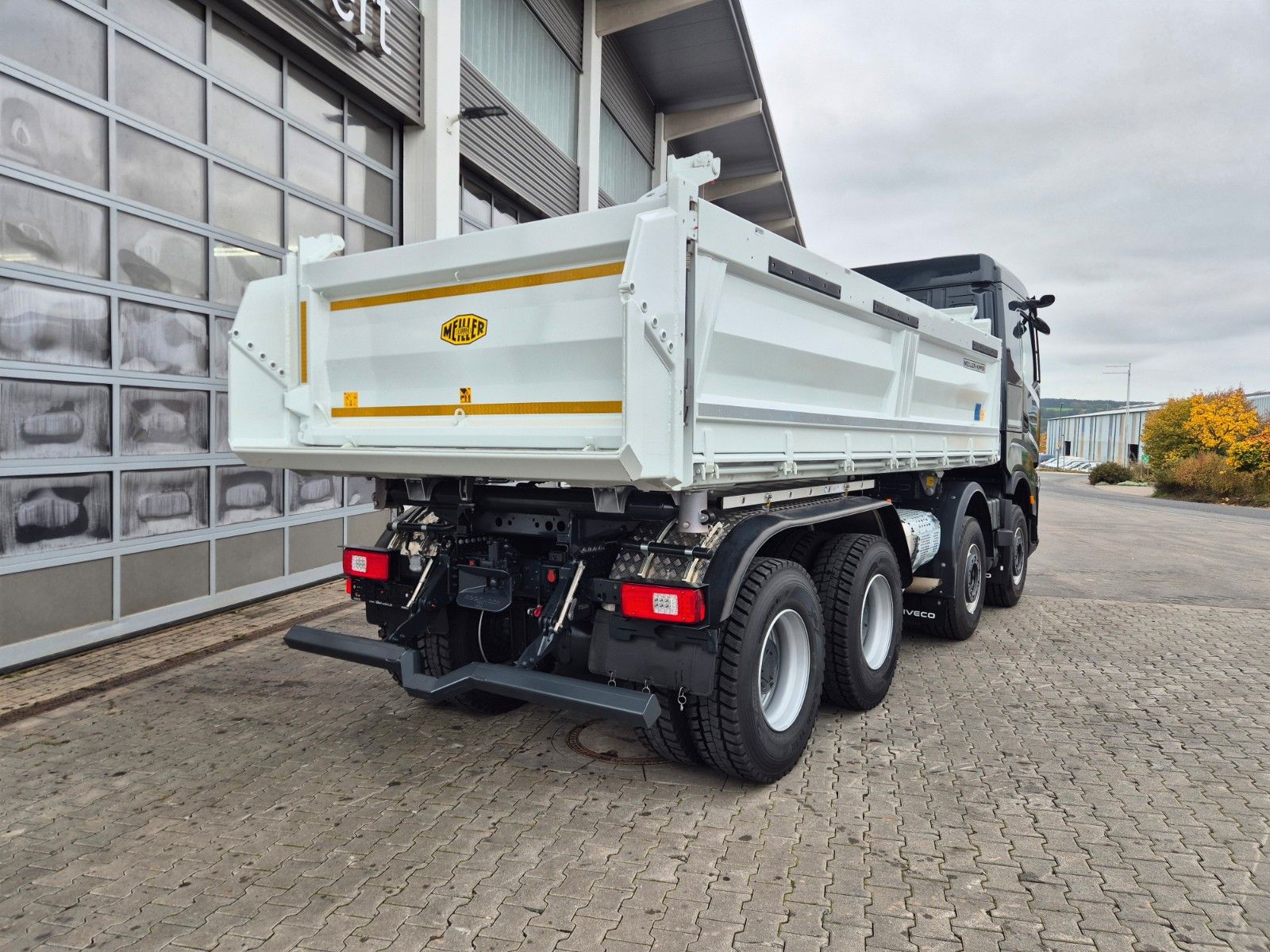 Fahrzeugabbildung Iveco AS360X58Z HR ON+ 8x4 Meiller Bordmatic AHK