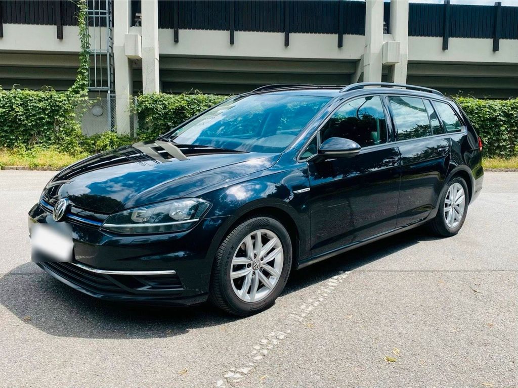 Image of Volkswagen Golf